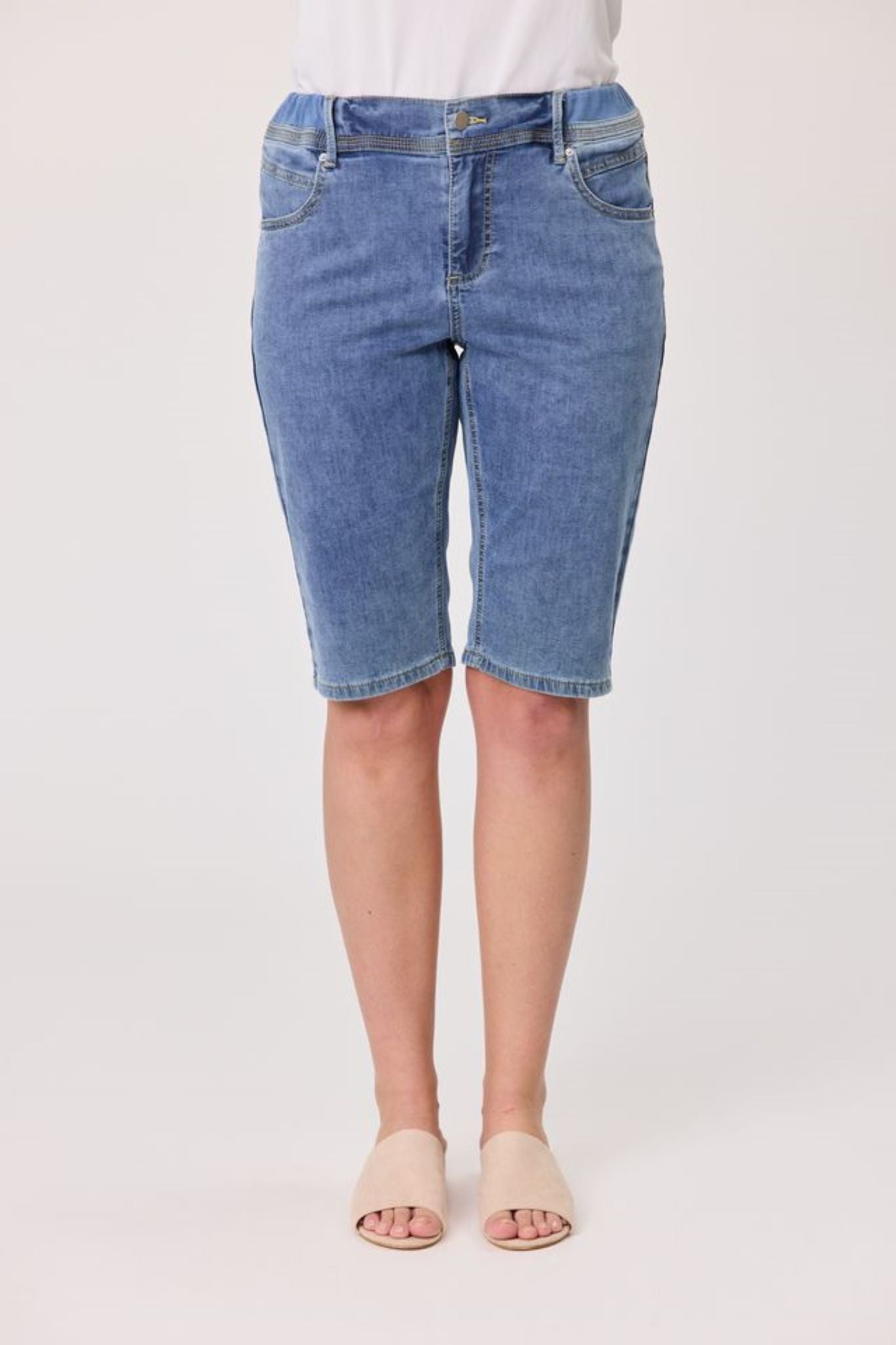 Long Length Knit Denim Short - Lt Indigo
