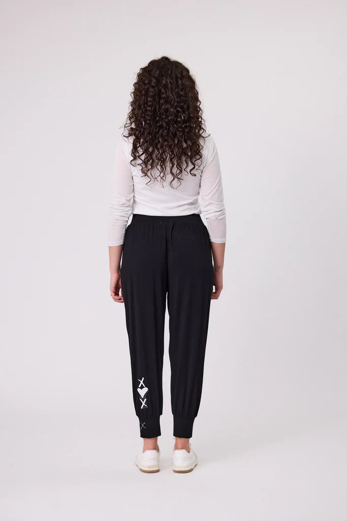 Signature Print - Fresco Pant - Black