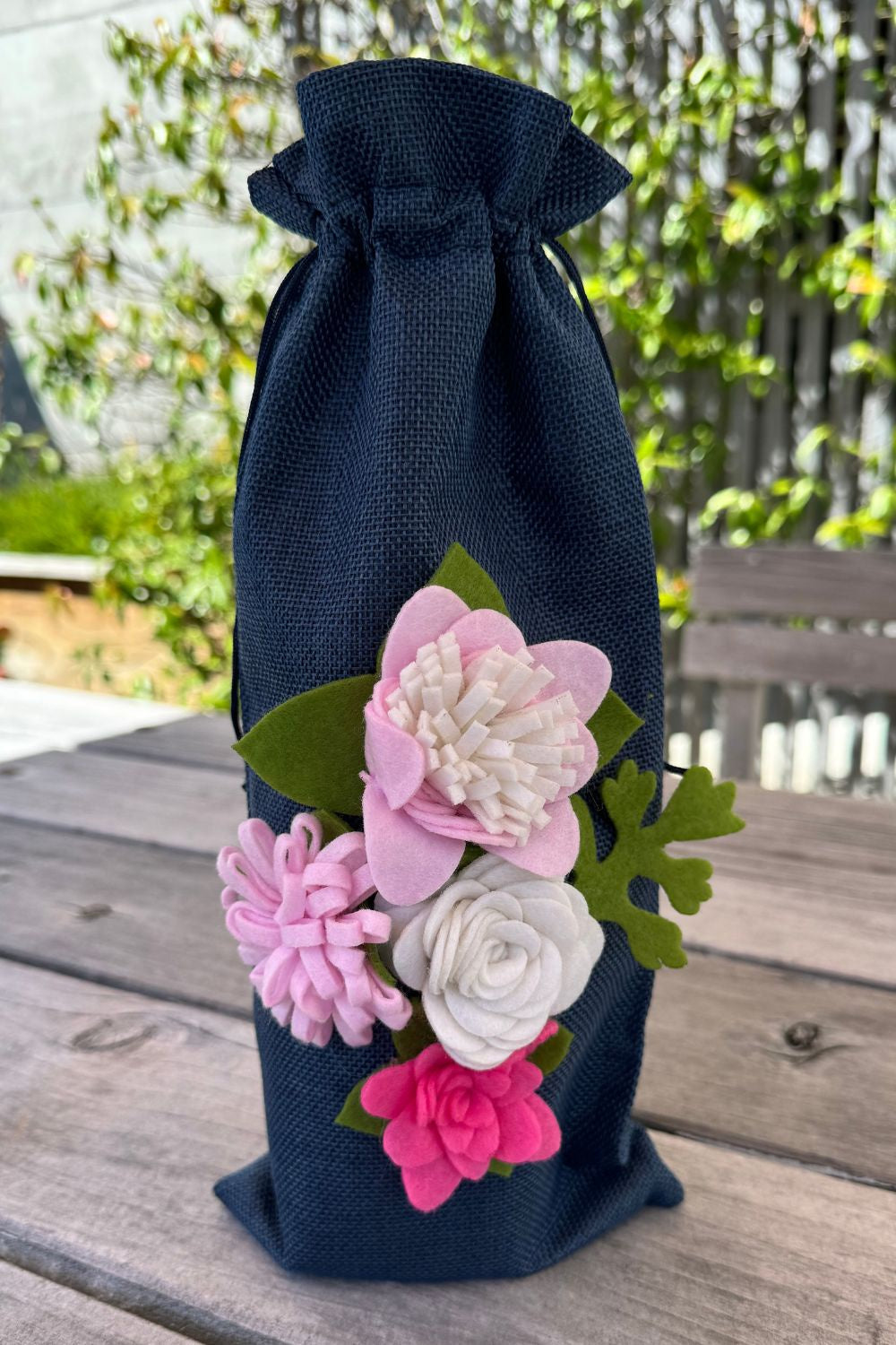 Annah Stretton Wine Gift Bag