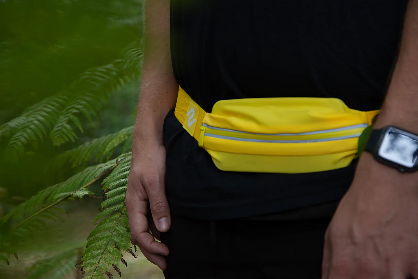 runEZ -HIP BAG - LED LIGHT