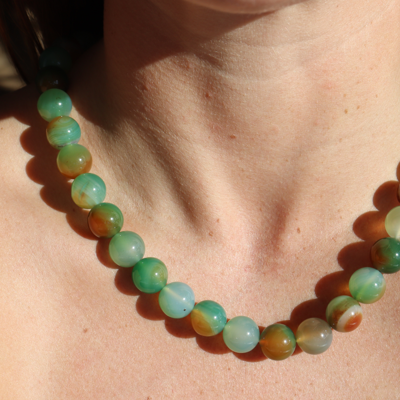 Club Paris Cinnamon Stone Necklace