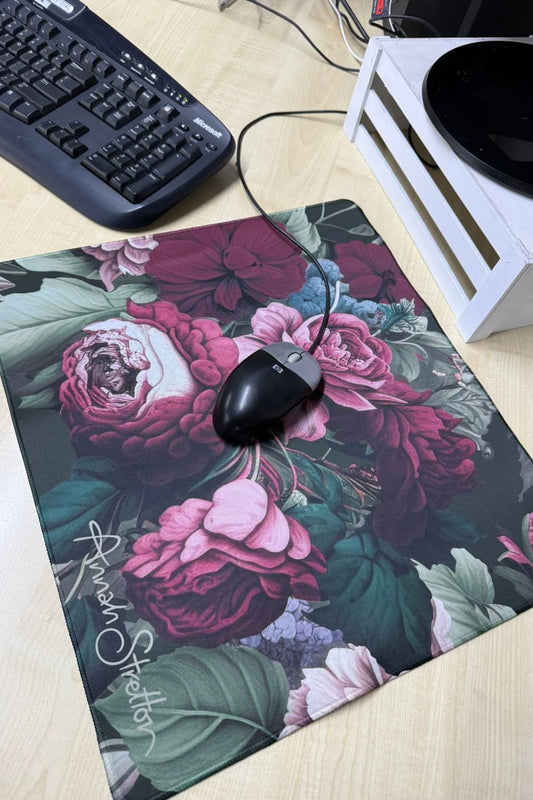 Mini Desk Mat - Olive J'Adore Roses