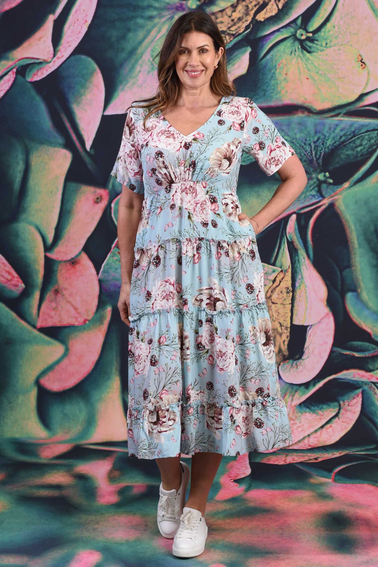 Pretty As A Picture Dress - Roseberry Cluster