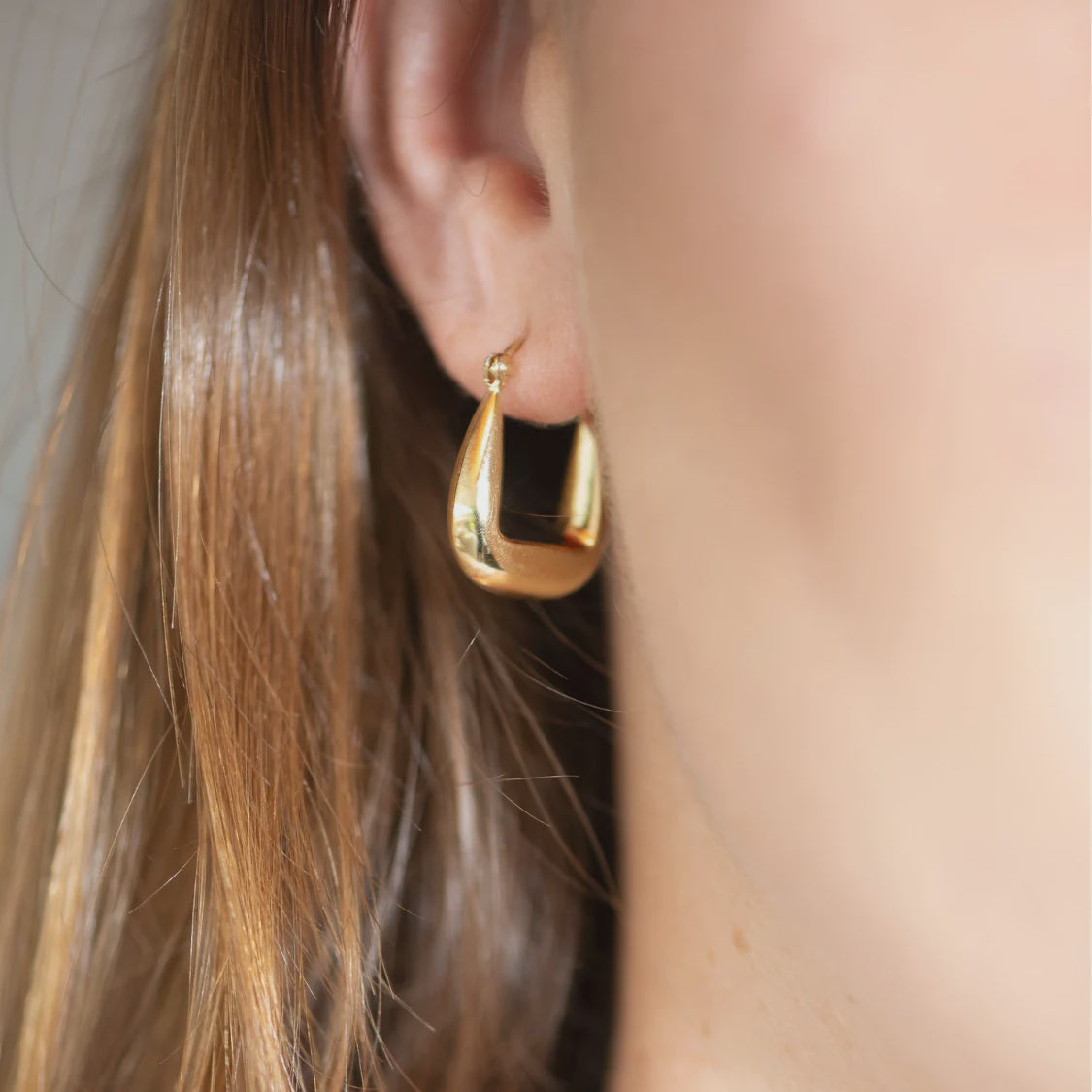 Bijoux- 14kt YG Plated Gold U Hoop Earrings