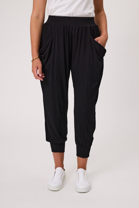 Signature Print - Fresco Pant - Black
