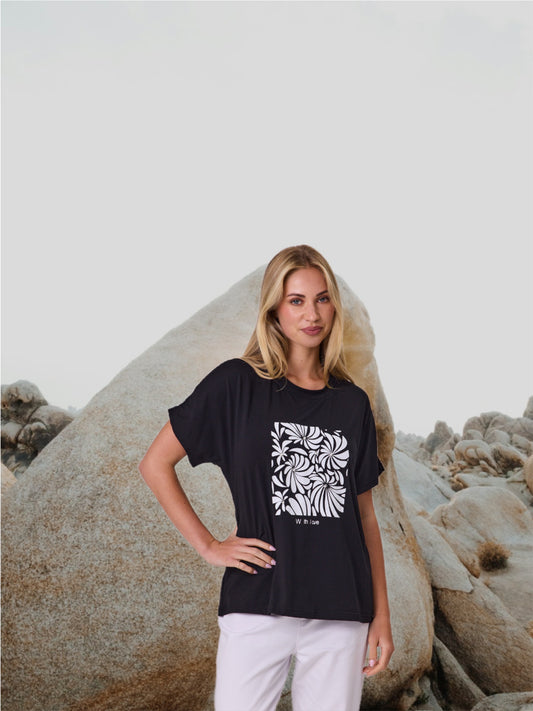 Pearl Flower Lace T - Black