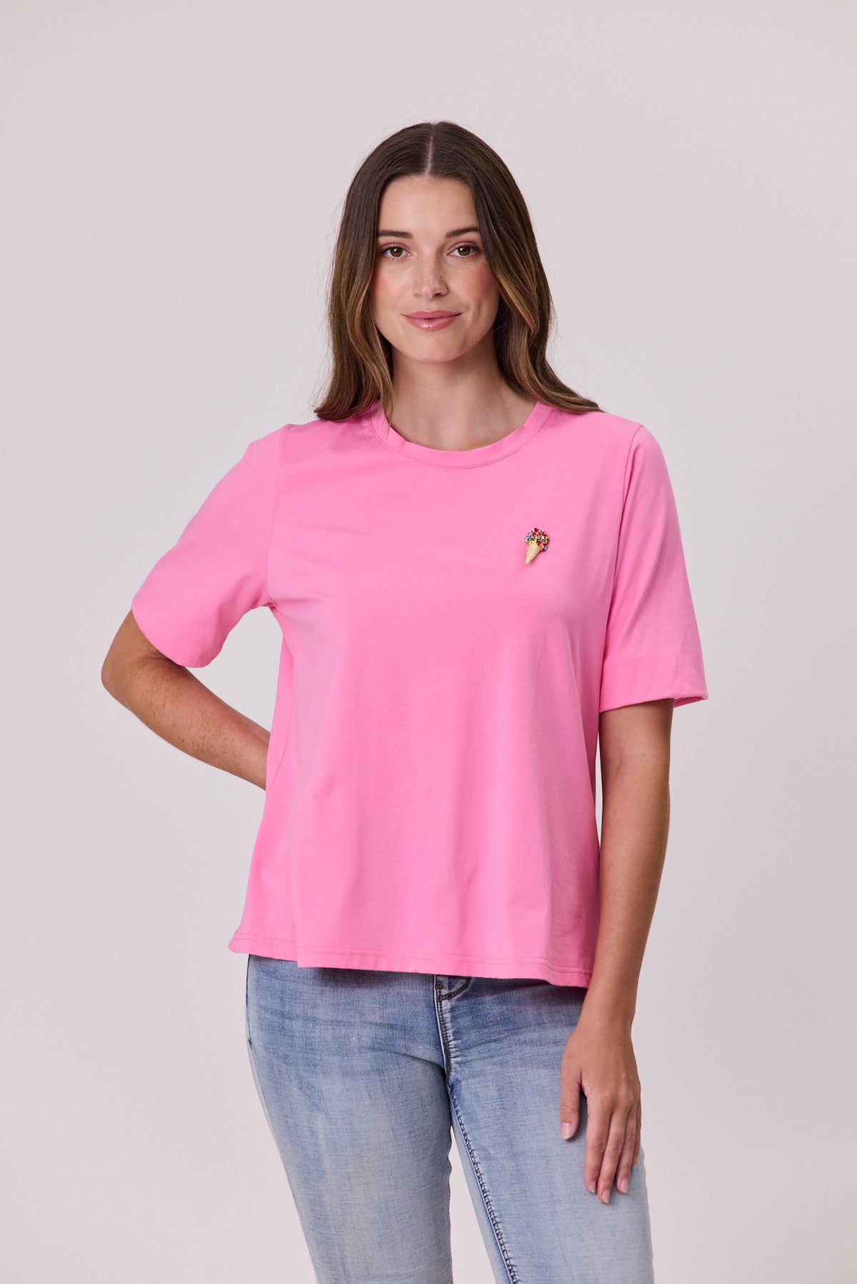 T-Shirt & Brooch.