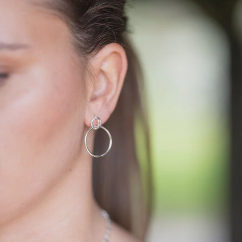 Bijoux Double Ring Silver Stud Earrings