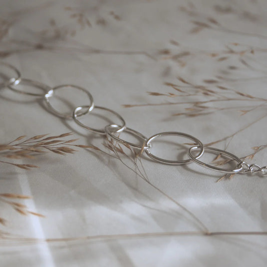 Demi Oval Link Fine Bracelet