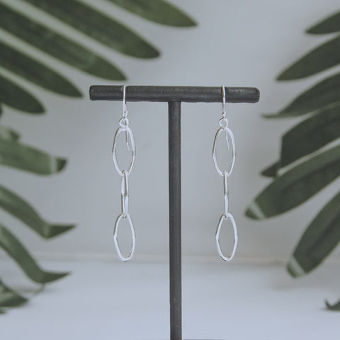 Forte -Oval Link Fine Earrings