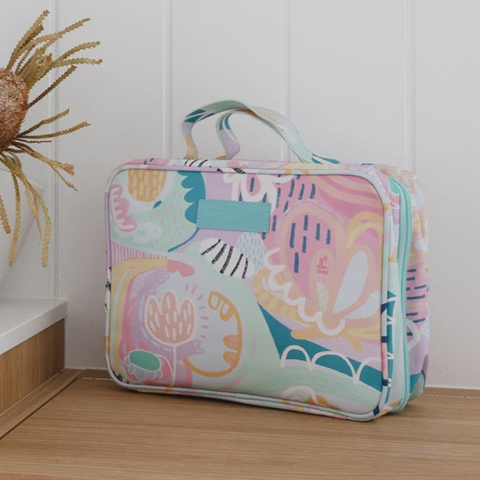 MM - Hanging Toiletry Bag - "Haven"