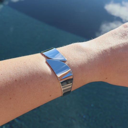 Steel Me - Cici Silver Cuff