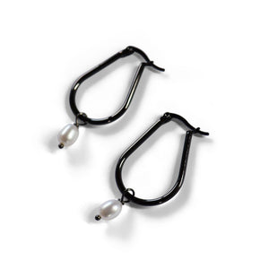 Steel Me -U- Pearl Earrings