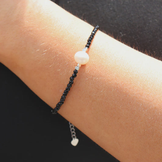 Silver Perle Black Spinel & Fresh Water Pearl Bracelet