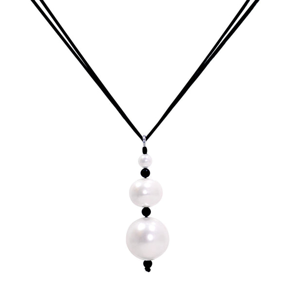 Perle Black & White Classic Necklace